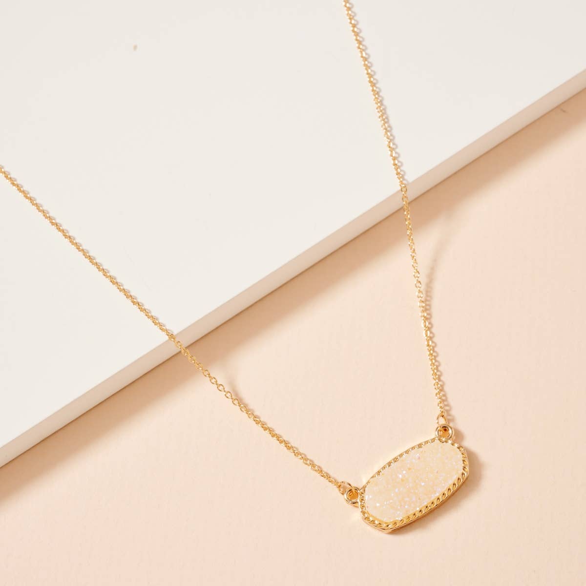 Druzy Stone Pendant Necklace