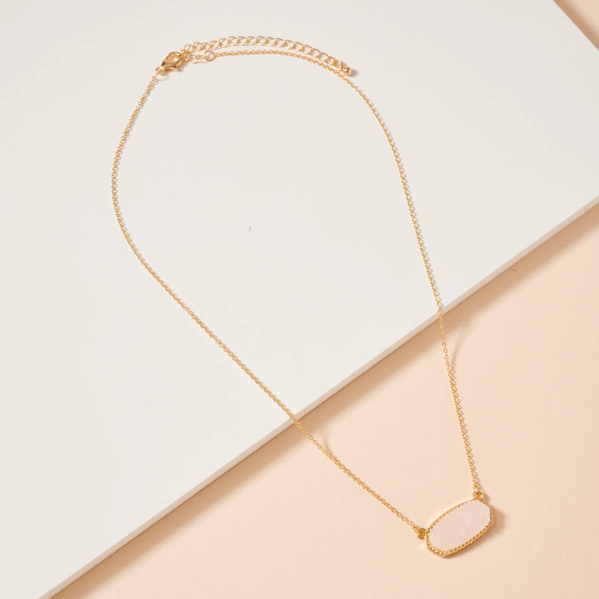 Druzy Stone Pendant Necklace