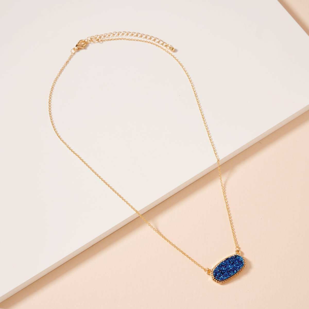 Druzy Stone Pendant Necklace